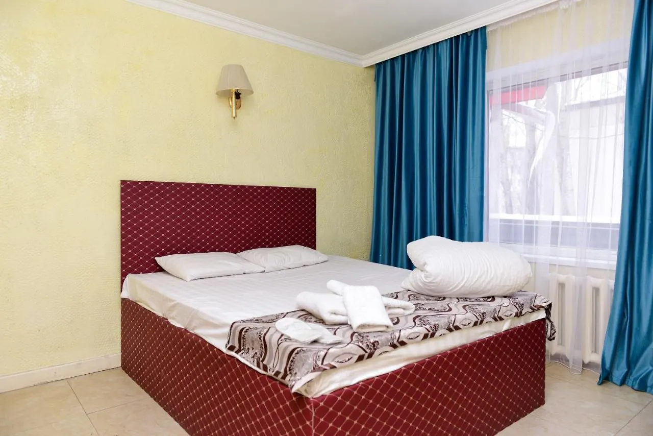 Hotel Dostar Астана